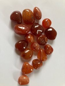 Trommelstenen Carneool (ca. 10 - 15 gr.)