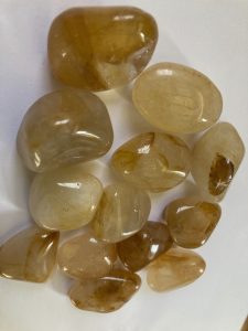 Trommelstenen Limonietkwarts (Golden healer) (15 - 20  gr.) - Afbeelding 2